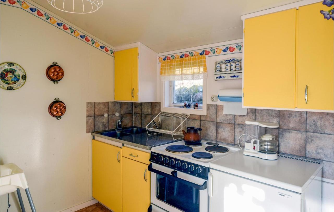 Beautiful Home In Fjllbacka With 2 Bedrooms And Wifi เฟียลบัคกา ภายนอก รูปภาพ